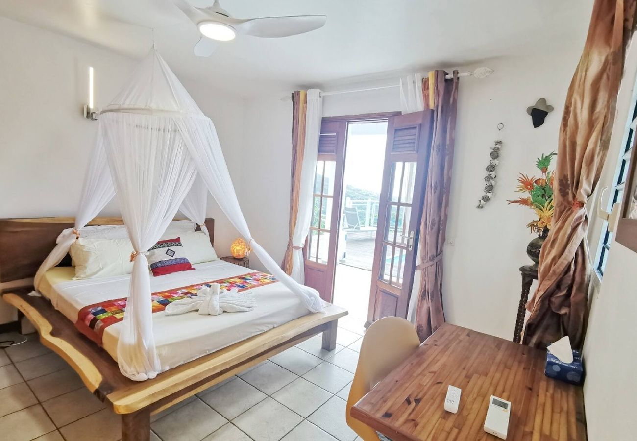 Villa in Deshaies - Villa à Deshaies G167C - 3 chambres piscine