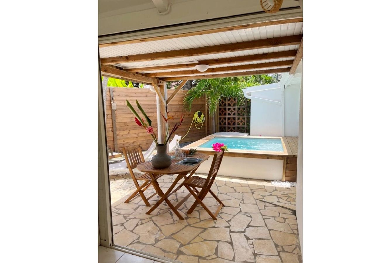 Villa in Saint-François - Bungalow à Saint François G007 - 1 chambre piscine