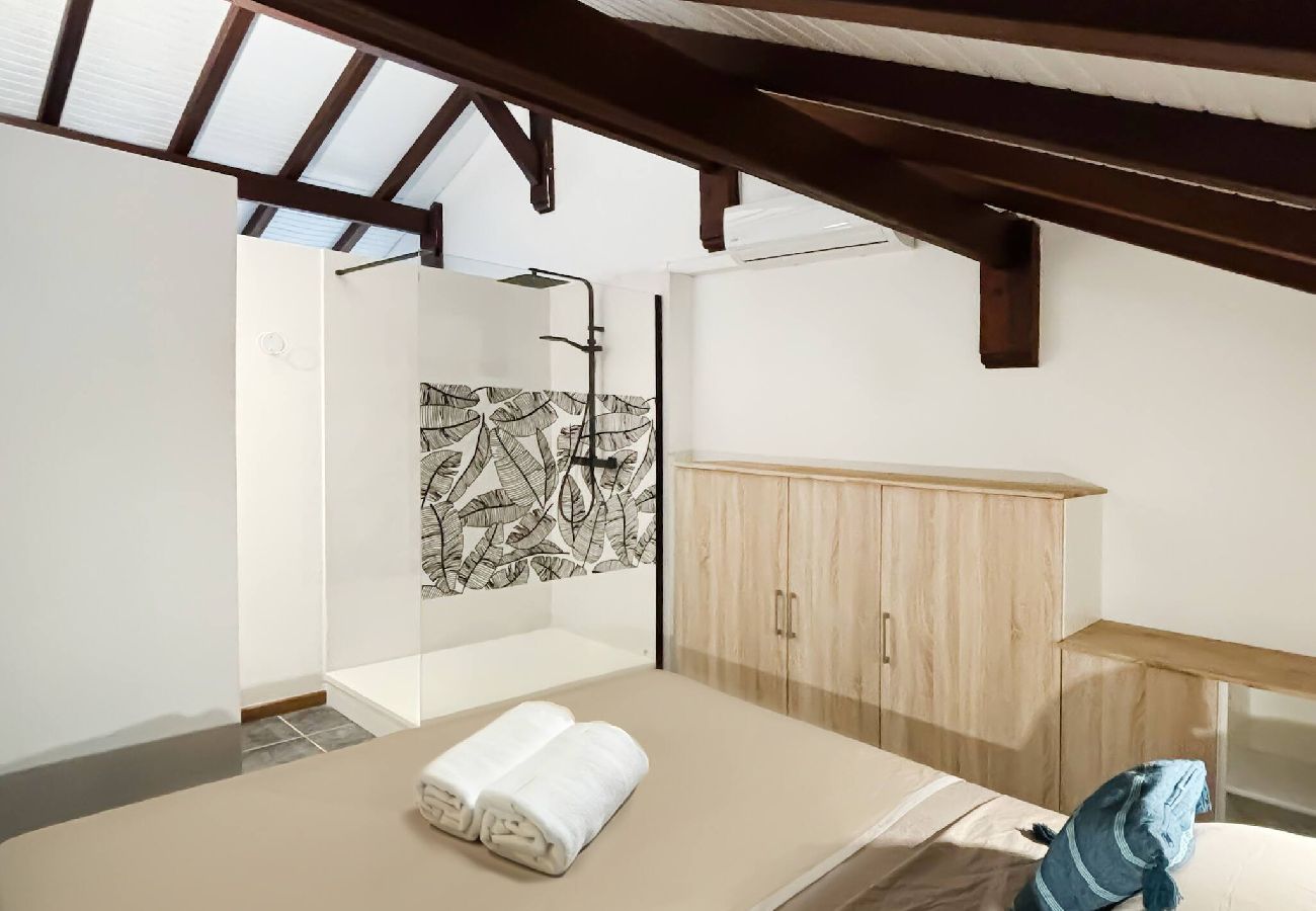 Apartment in Les Trois-Ilets - T5 Le Grand Bleu, vue mer,  plage a 100 mètres