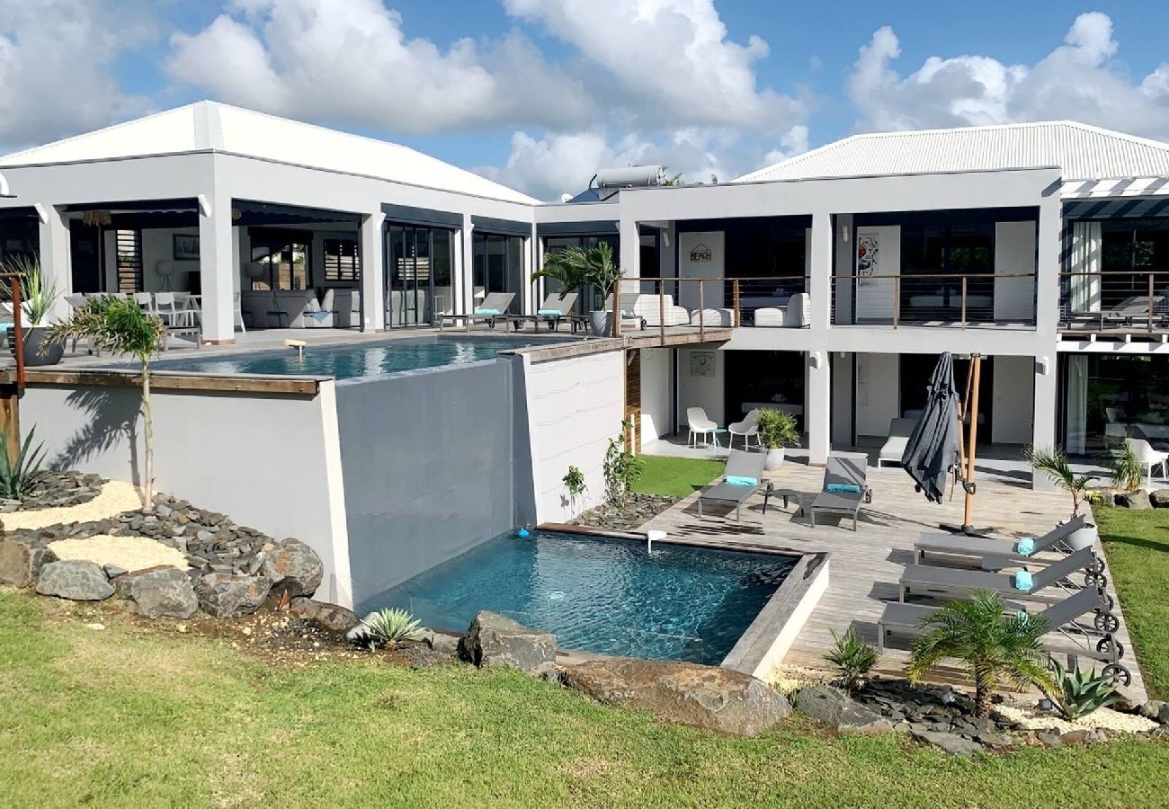 Villa in Sainte-Anne - Villa à Sainte Anne G275 - 6 ch piscine vue mer