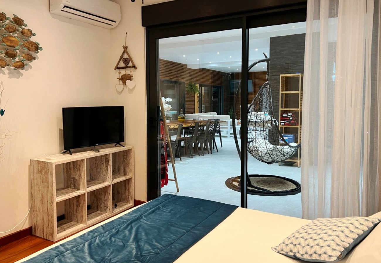 Villa in Saint-François - Villa à Saint François G204 - 7 ch piscine 15pers