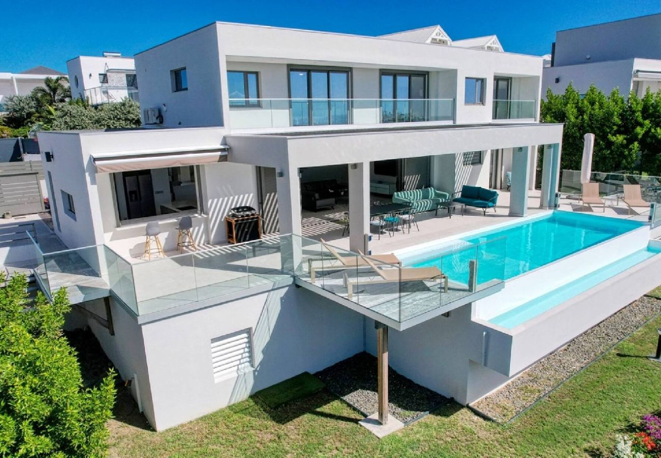 Villa in Saint-François - Villa Saint François 4 ch piscine vue mer G201B