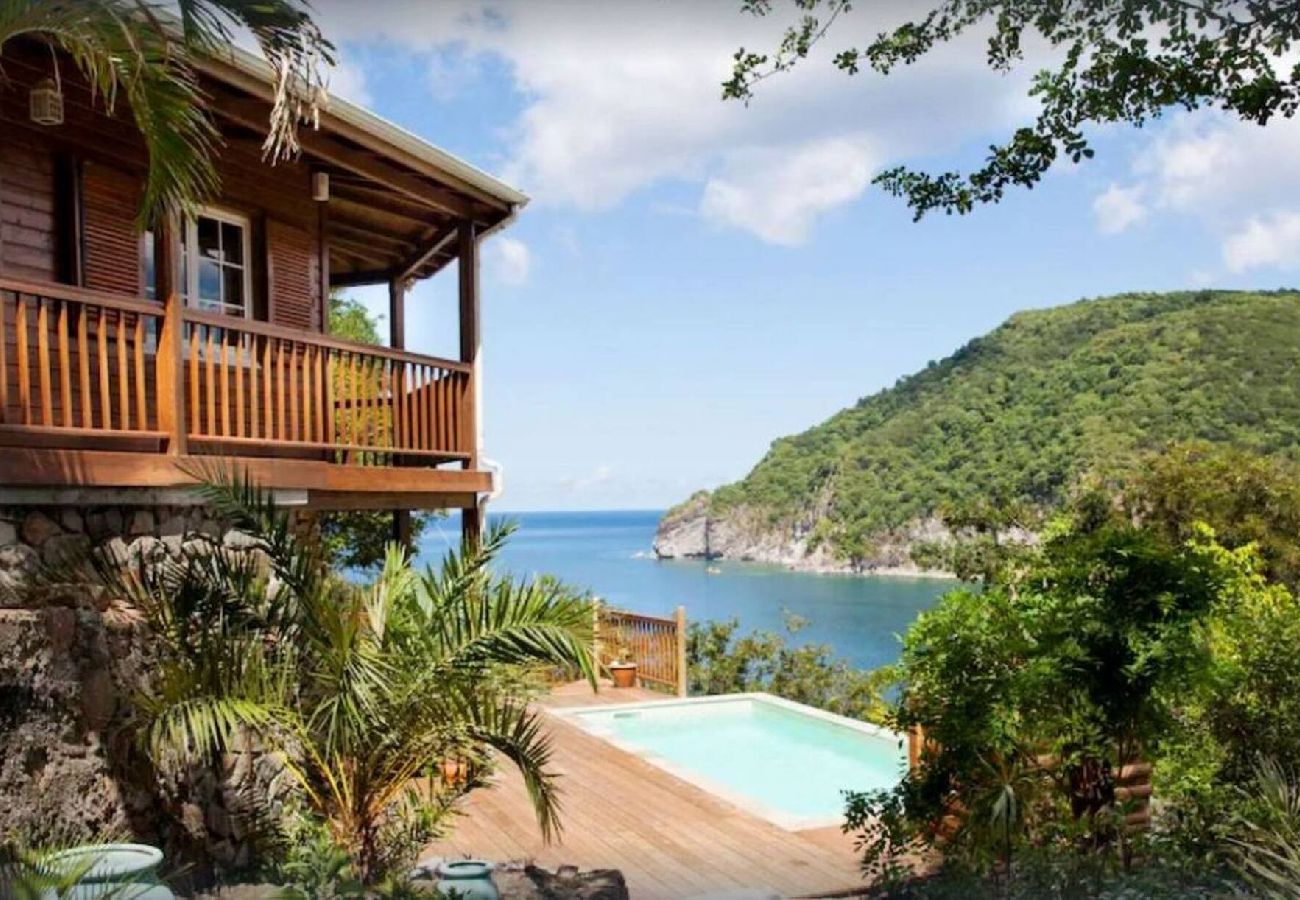 Villa in Deshaies - Villa à Deshaies G166D 2 chambres piscine vue mer