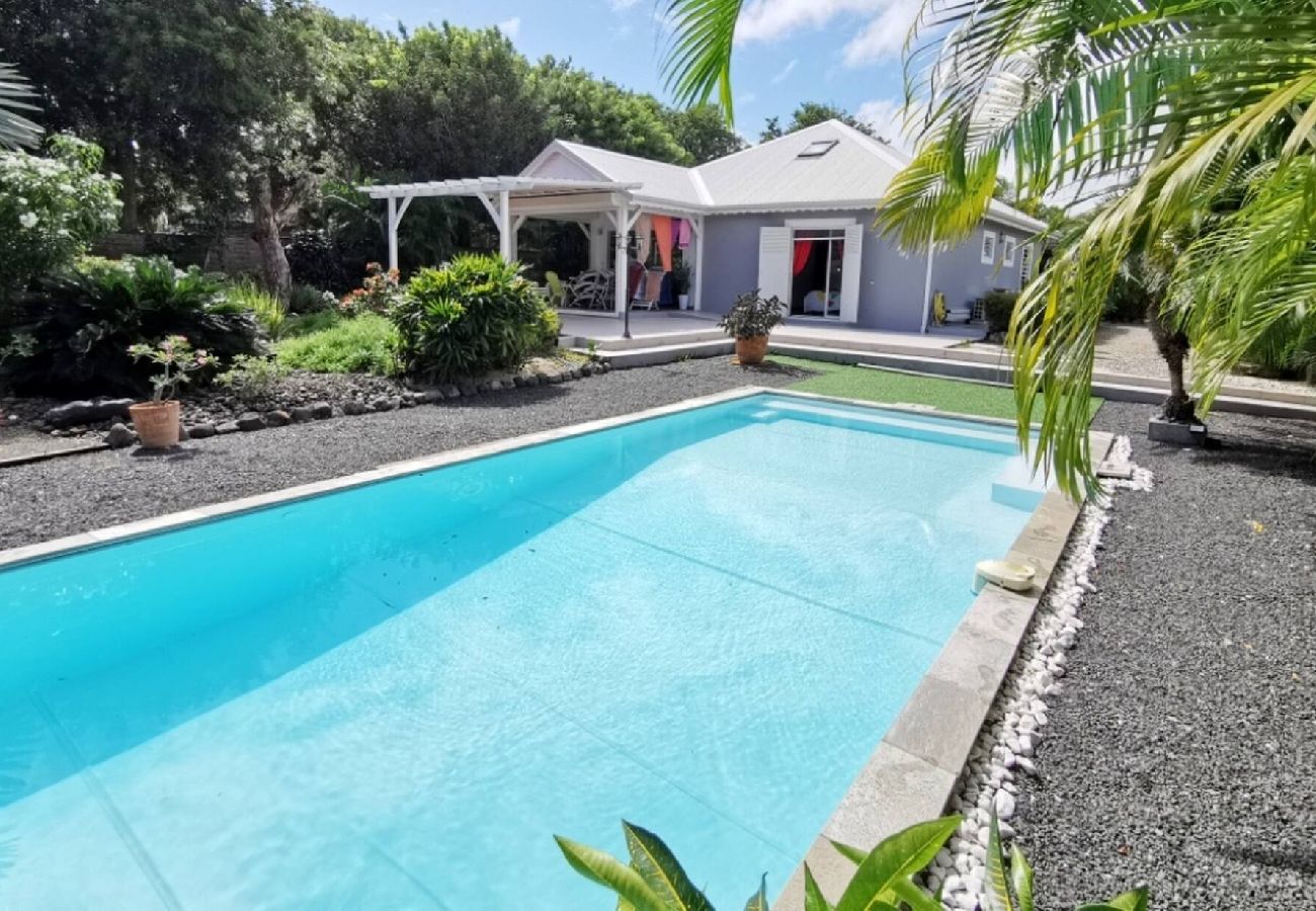 Villa in Saint-François - Villa à Saint François G153 - 3 ch piscine 6 pers