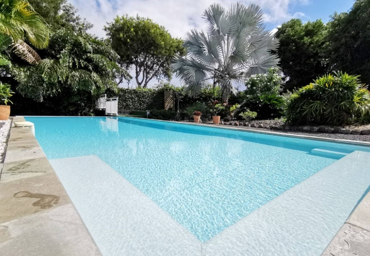 Villa in Saint-François - Villa à Saint François G153 - 3 ch piscine 6 pers