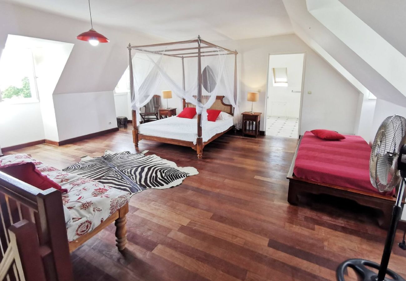 Villa in Saint-François - Villa à Saint François G124 - 4 ch piscine privée