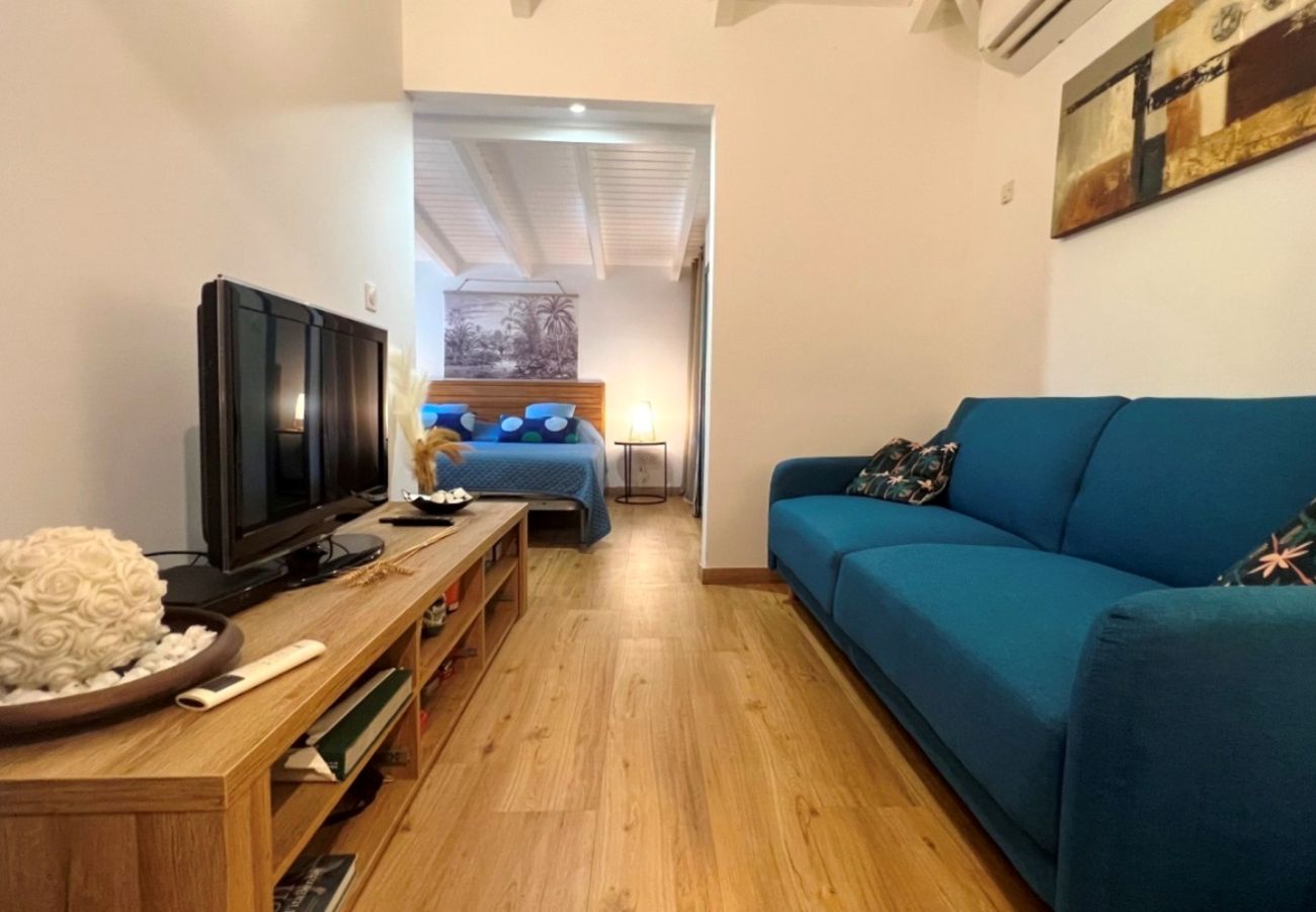 Villa in Deshaies - Villa à Deshaies G128B 3 chambres piscine vue mer