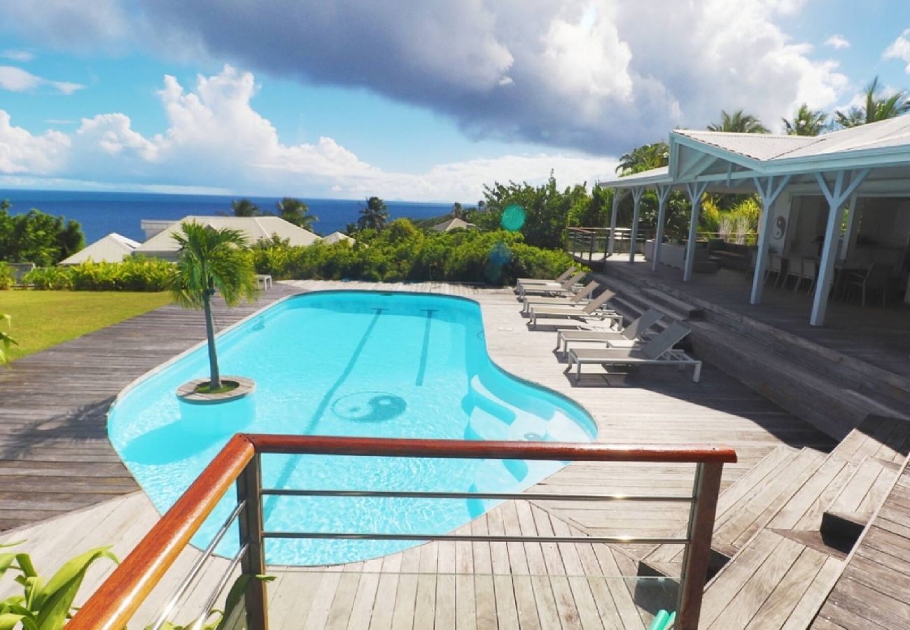 Villa in Sainte-Anne - Villa à Sainte Anne G194 - 4 ch piscine vue mer
