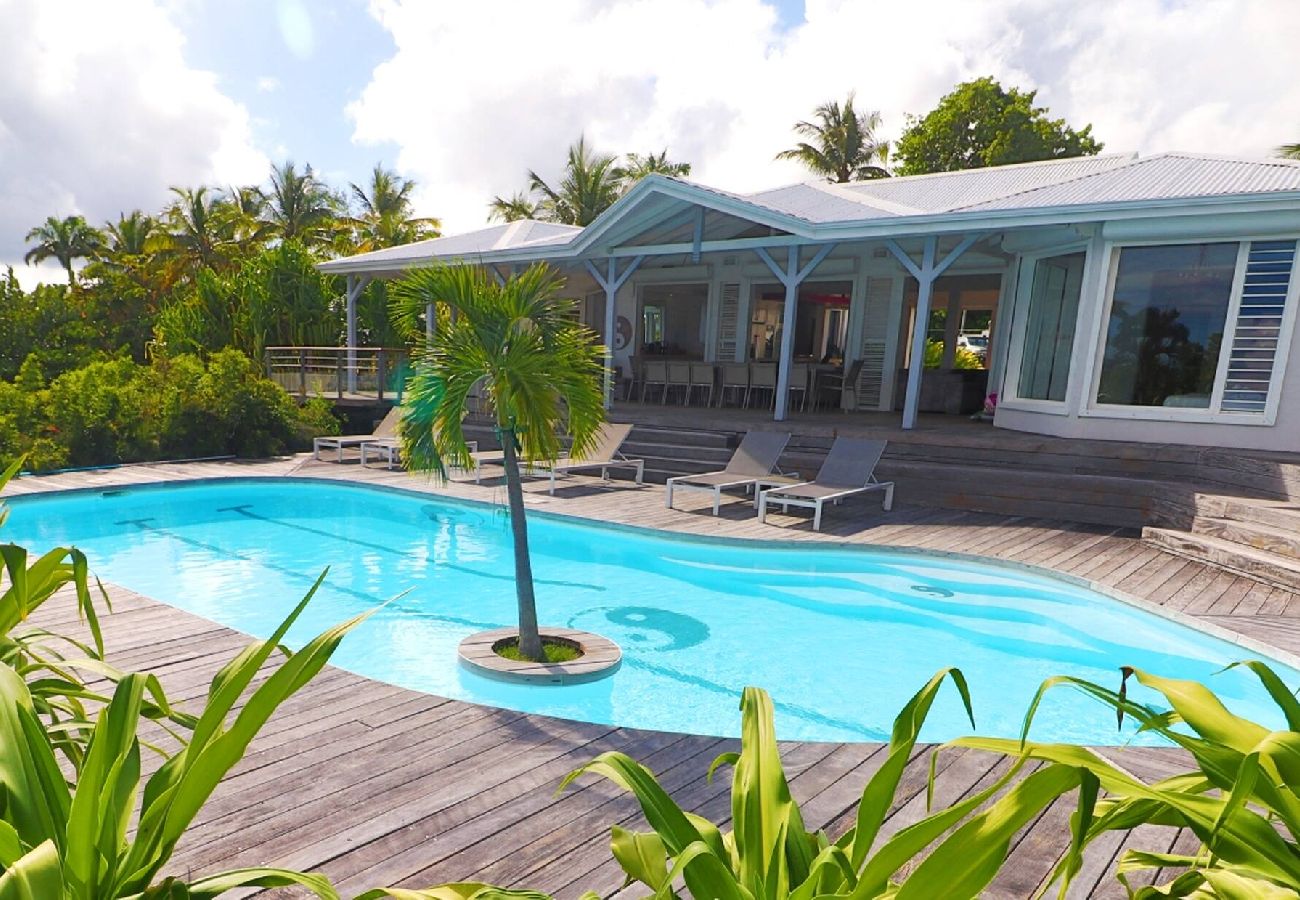Villa in Sainte-Anne - Villa à Sainte Anne G194 - 4 ch piscine vue mer