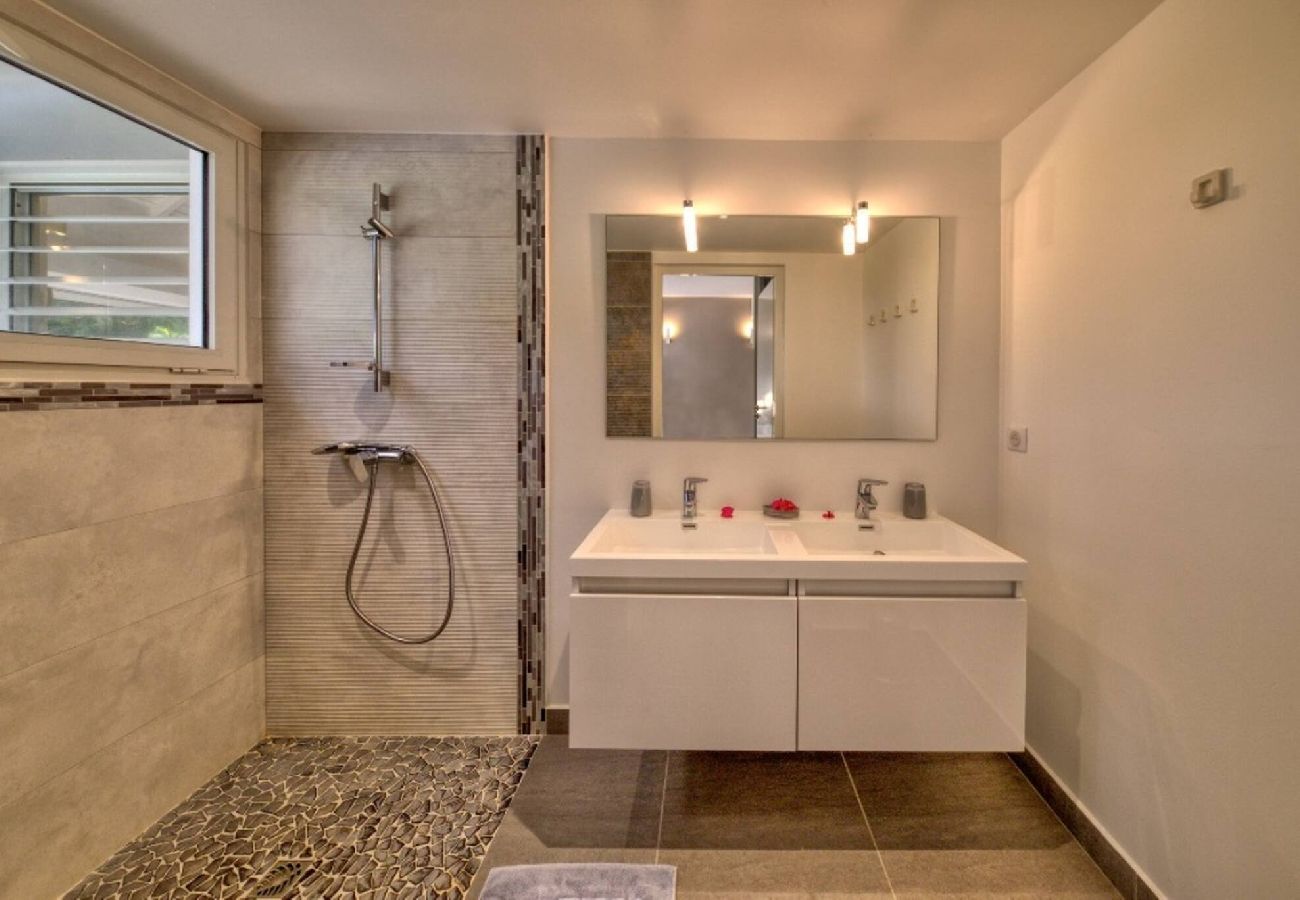 Villa in Saint-François - Villa G187C St François 5 chambres piscine privée