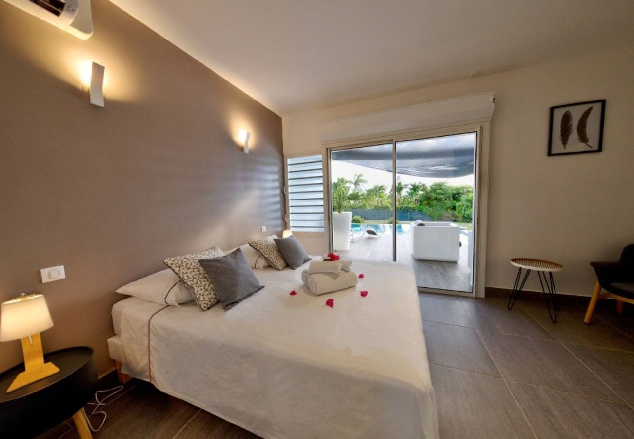 Villa in Saint-François - Villa G187C St François 5 chambres piscine privée