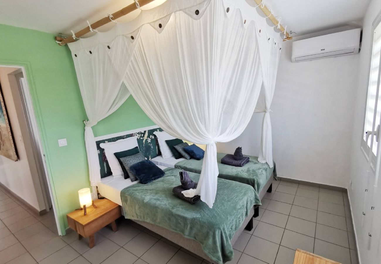 Villa in Saint-François - Villa à Saint François G163C 4 ch piscine plage