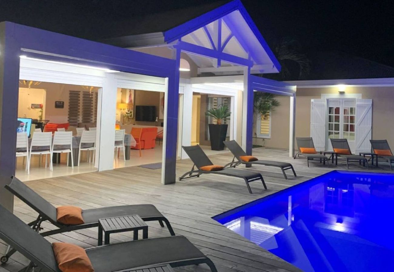Villa in Sainte-Anne - Villa à Sainte Anne G239 - 6 ch piscine vue mer