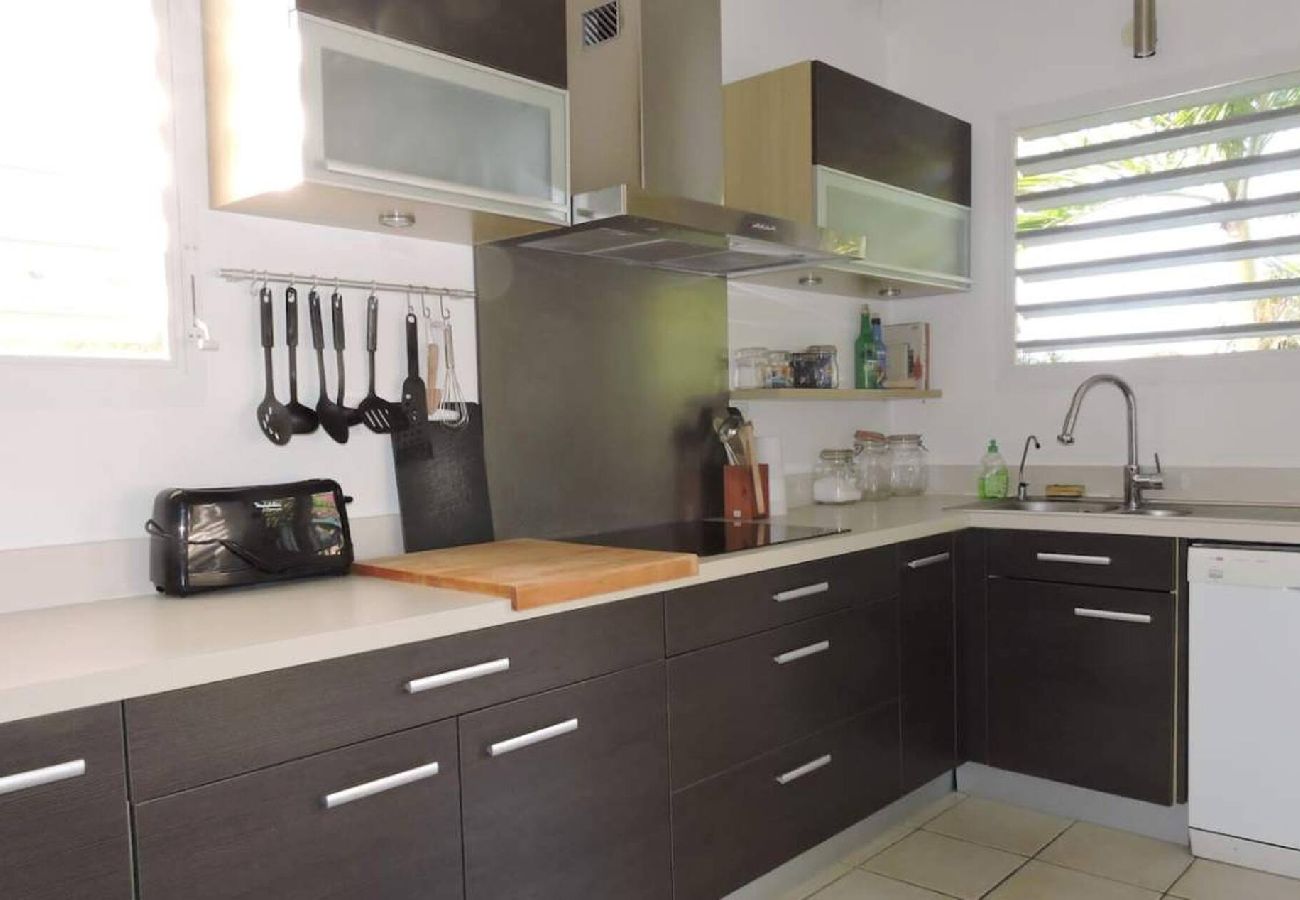 Villa in Sainte-Anne - Villa à Sainte Anne G135D - 3 ch piscine 7 pers