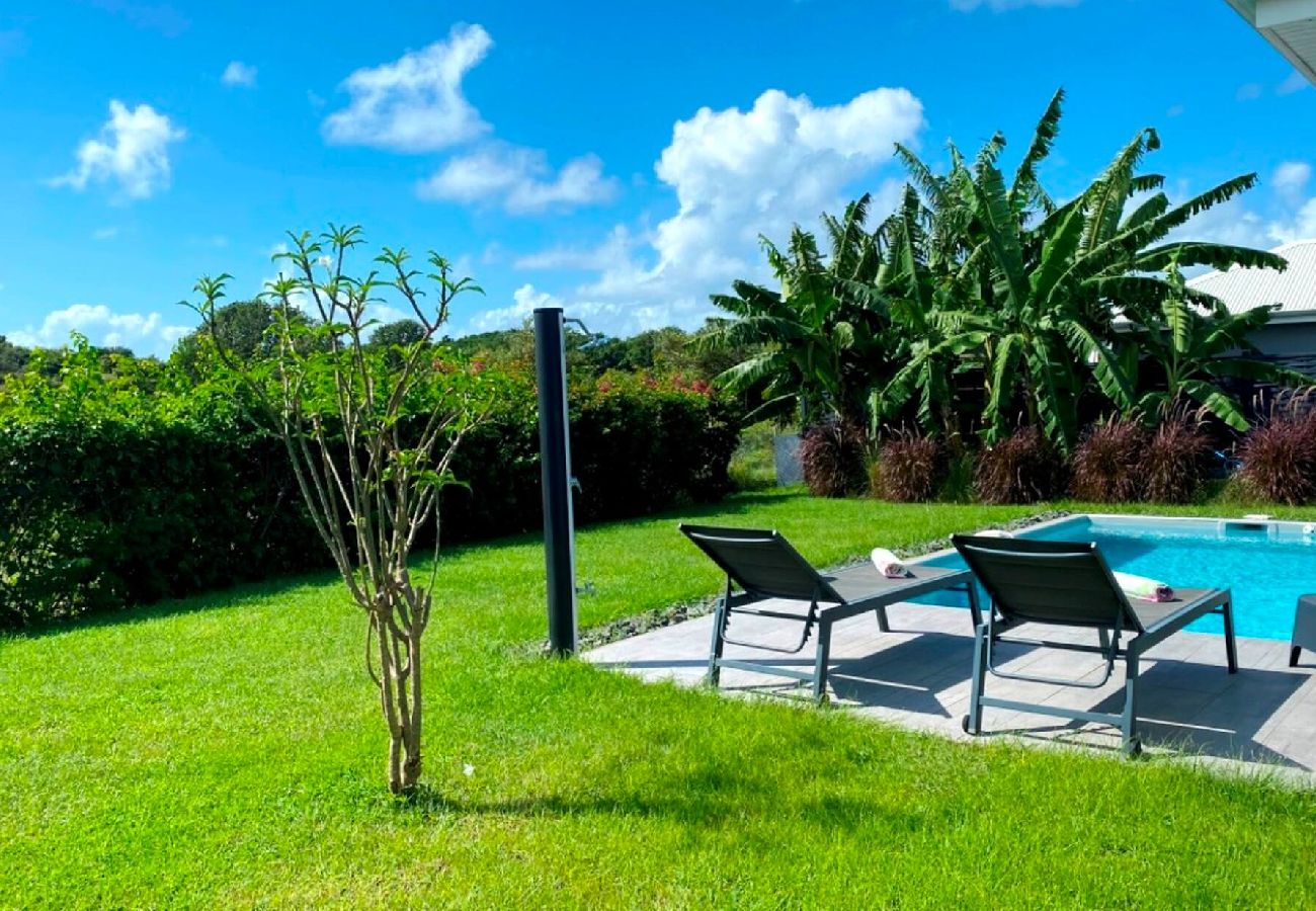Villa in Le Gosier - Villa Gosier ref G111A 3ch 6 pers piscine