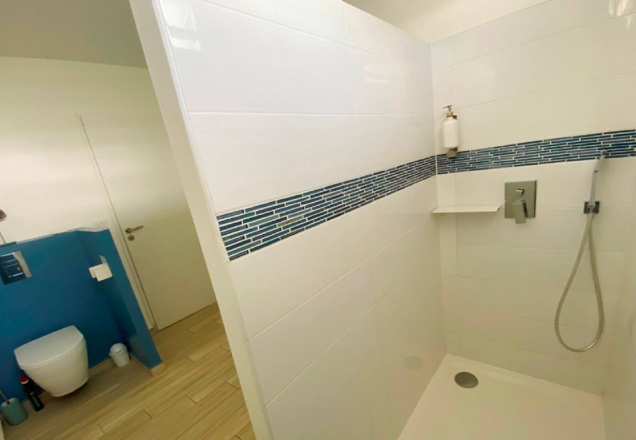Villa in Le Gosier - Villa Gosier ref G111A 3ch 6 pers piscine