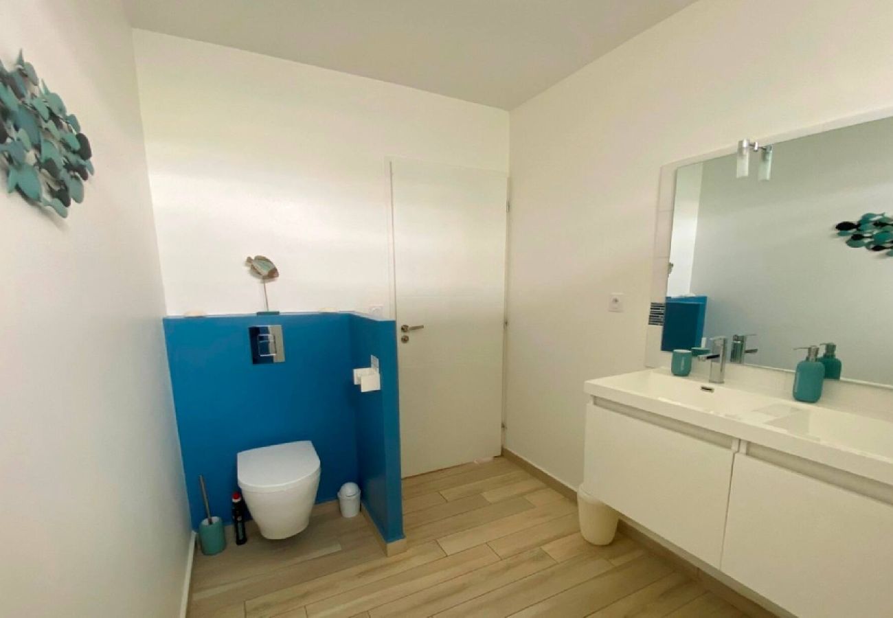 Villa in Le Gosier - Villa Gosier ref G111A 3ch 6 pers piscine