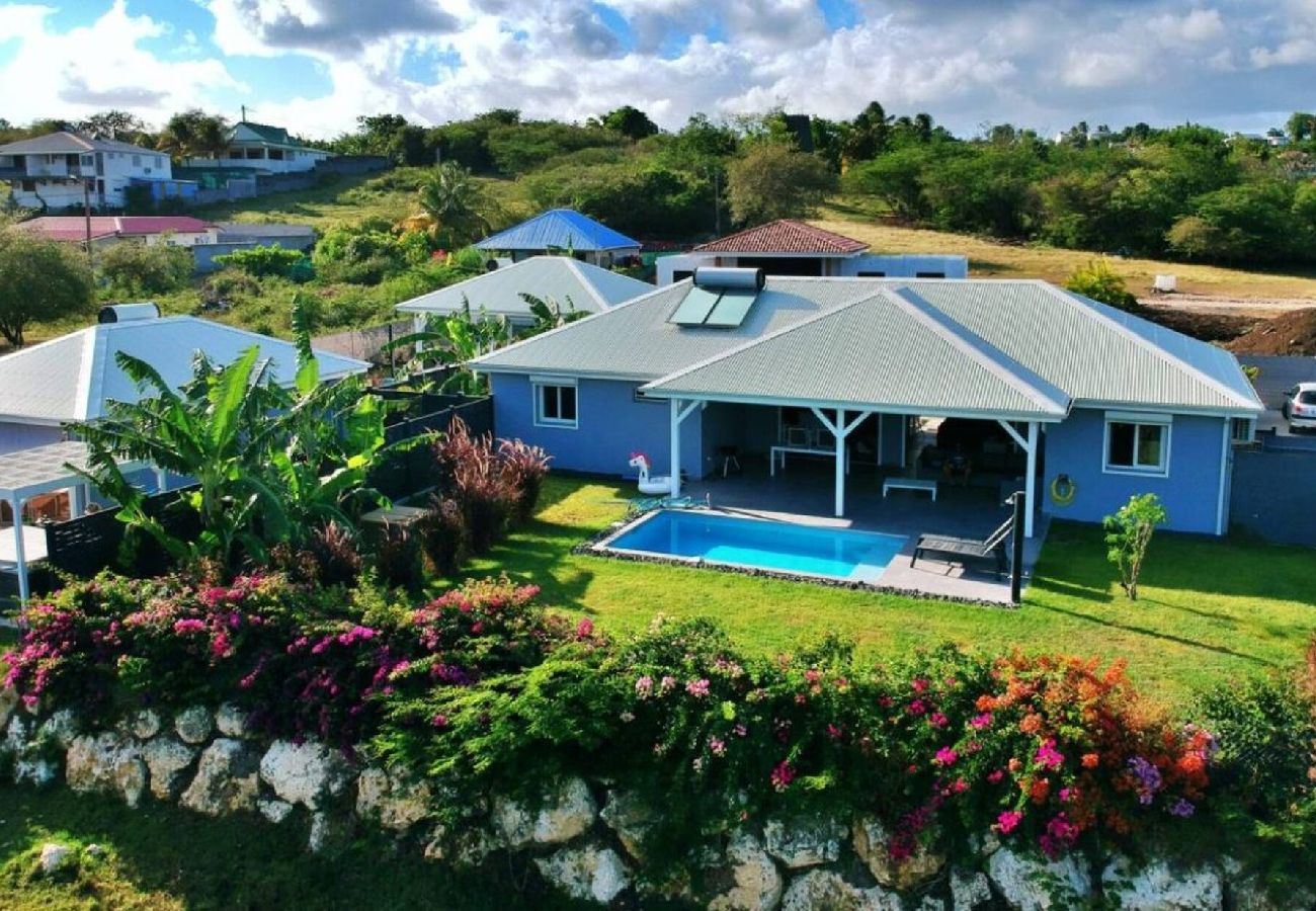 Villa in Le Gosier - Villa Gosier ref G111A 3ch 6 pers piscine
