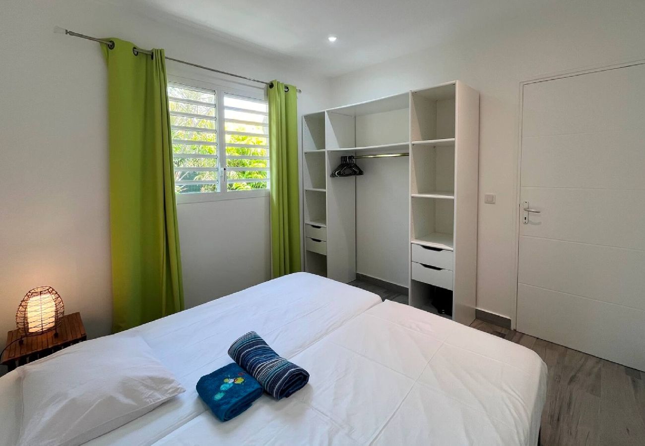 Villa in Saint-François - Villa à Saint François G043B - 4 chambres piscine