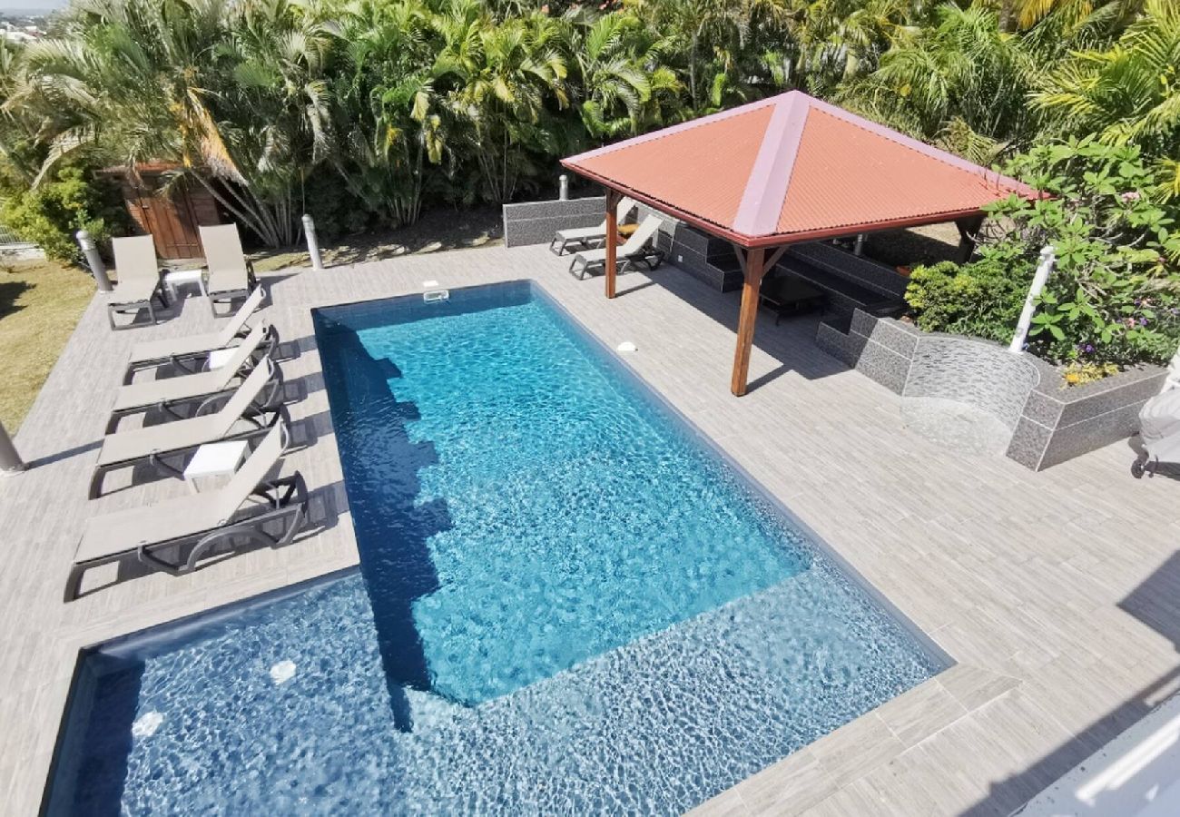 Villa in Saint-François - Villa à Saint François G225 - 4 ch piscine vue mer
