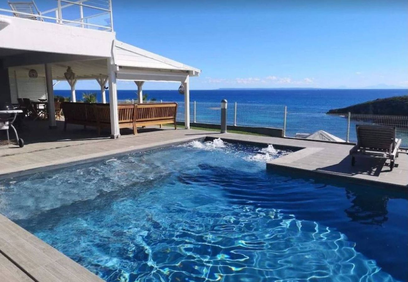Villa in Saint-François - Villa à Saint François G225 - 4 ch piscine vue mer