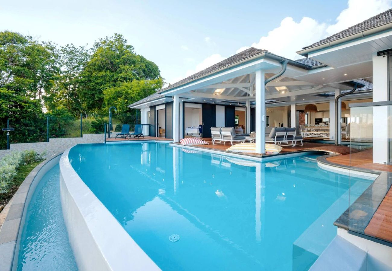 Villa in Sainte-Anne - Villa à Sainte Anne G218 - 4 ch piscine vue mer