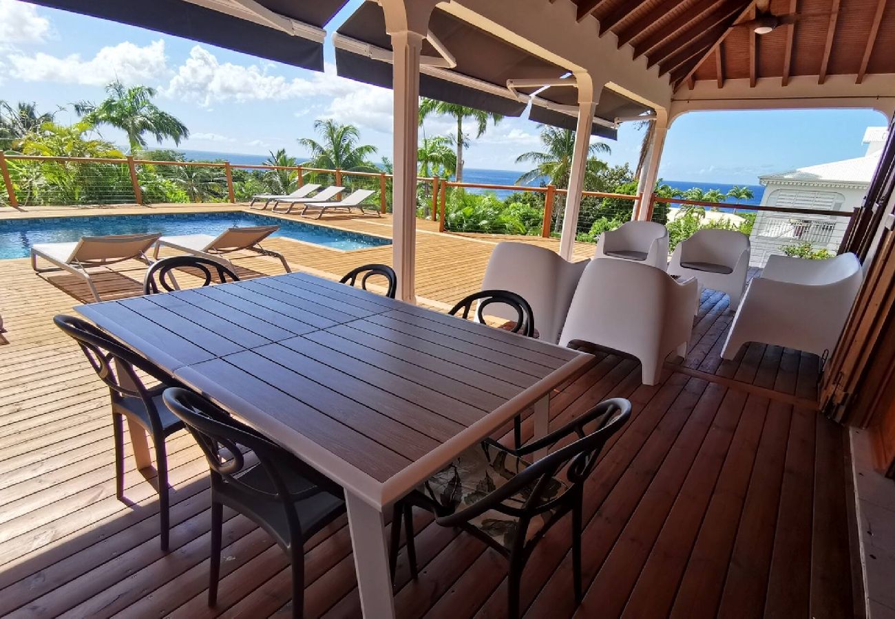Villa in Deshaies - Villa à Deshaies G209 vue mer 8 pers piscine