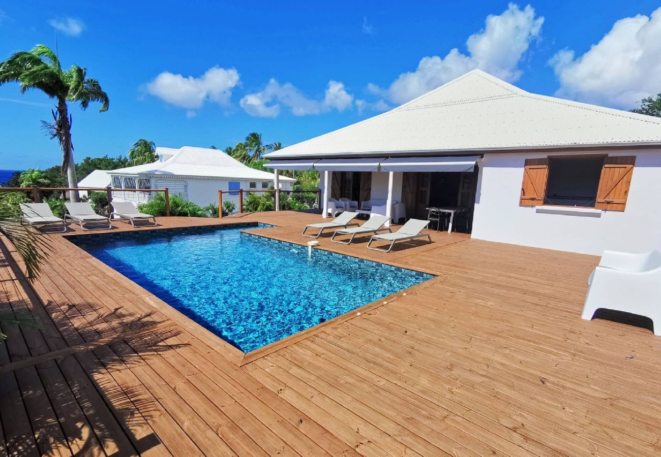 Villa in Deshaies - Villa à Deshaies G209 vue mer 8 pers piscine