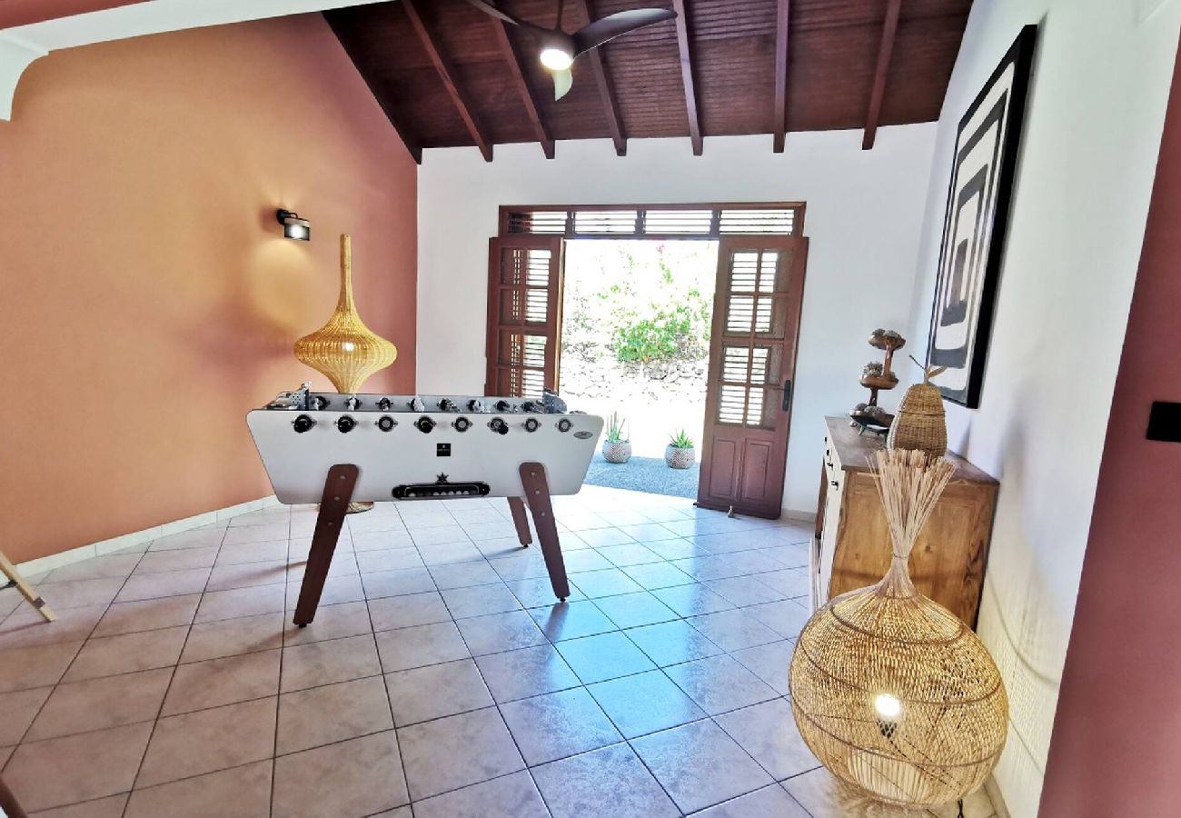 Villa in Deshaies - Villa à Deshaies G209 vue mer 8 pers piscine