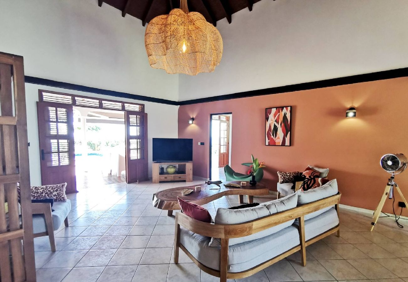 Villa in Deshaies - Villa à Deshaies G209 vue mer 8 pers piscine