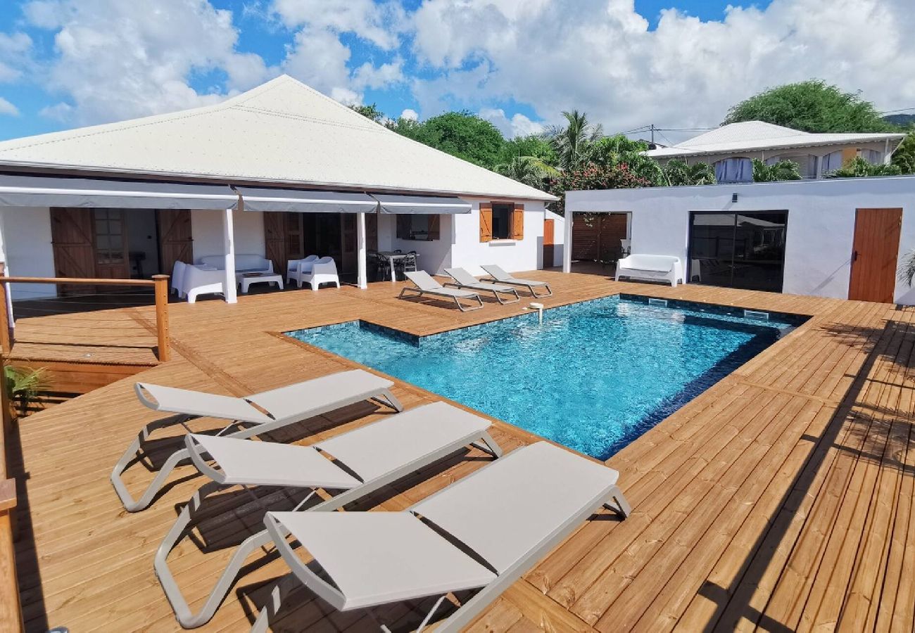 Villa in Deshaies - Villa à Deshaies G209 vue mer 8 pers piscine