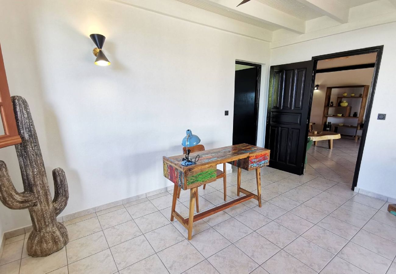 Villa in Deshaies - Villa à Deshaies G209 vue mer 8 pers piscine