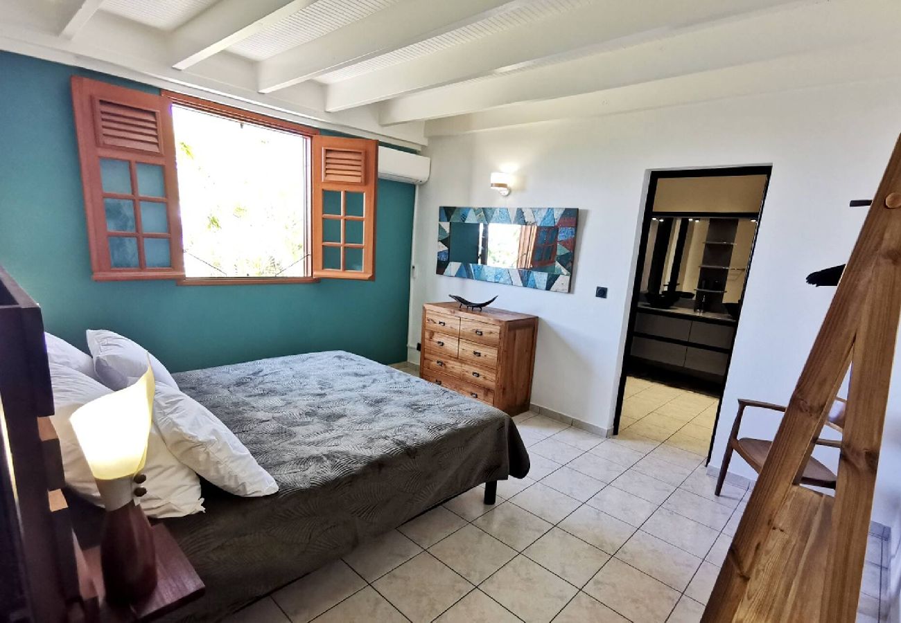 Villa in Deshaies - Villa à Deshaies G209 vue mer 8 pers piscine