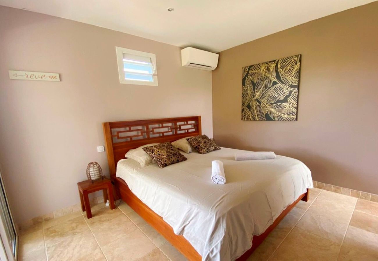 Villa in Le Gosier - Mini villa Gosier ref G015B 1ch 2 pers jacuzzi