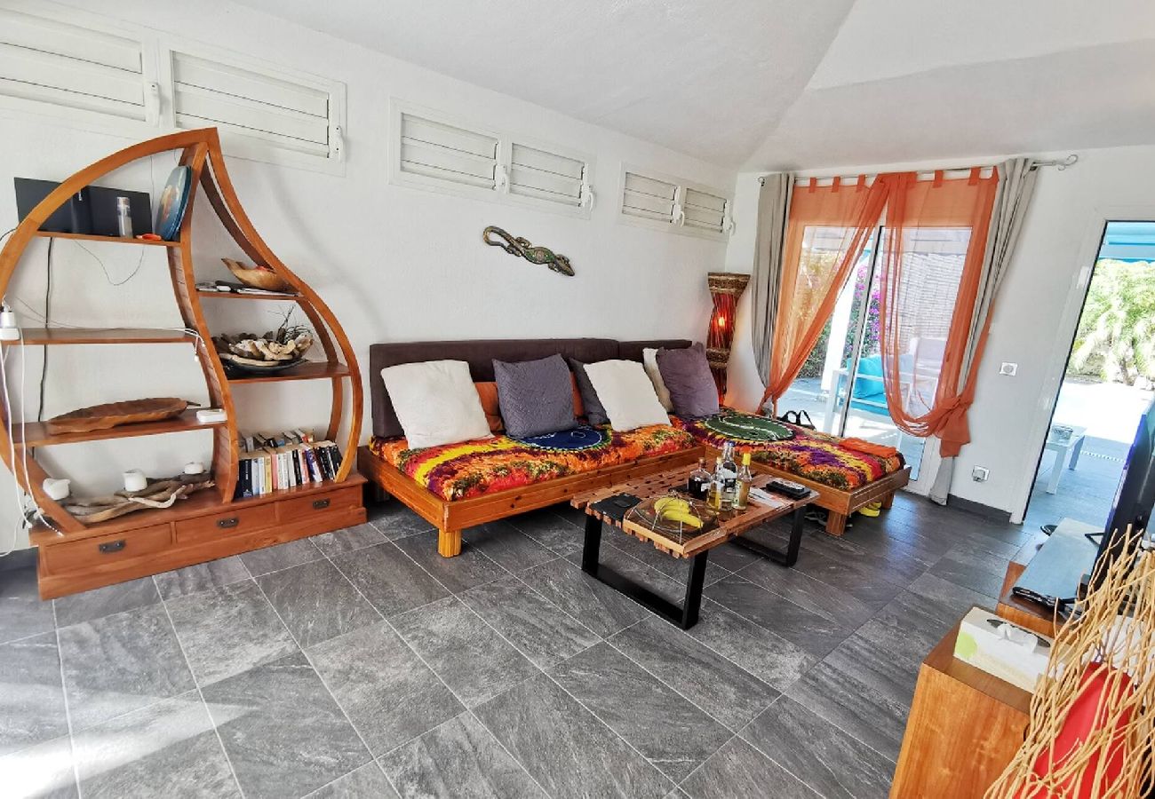 Villa in Saint-François - Villa ref G019a Saint François 1 ch piscine 4 pers
