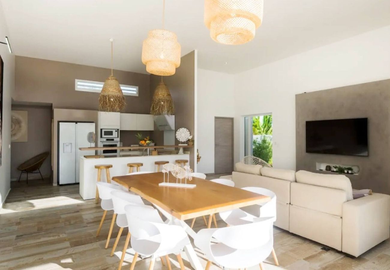 Villa in Le Gosier - Villa Gosier ref G167E 4ch 8 pers piscine