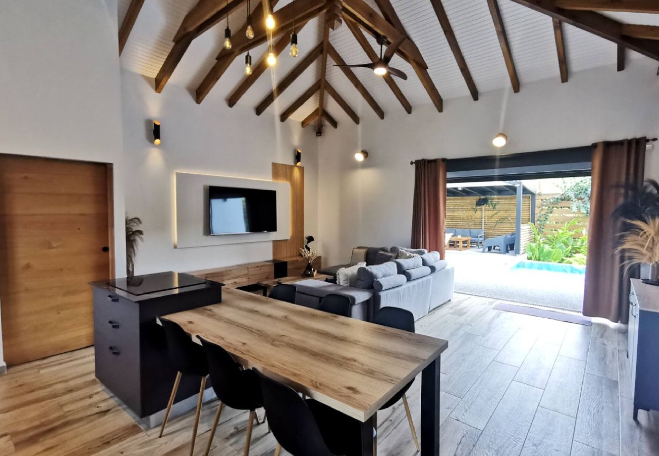 Villa in Sainte-Rose - Villa à Sainte Rose G156A piscine 3ch 8 pers