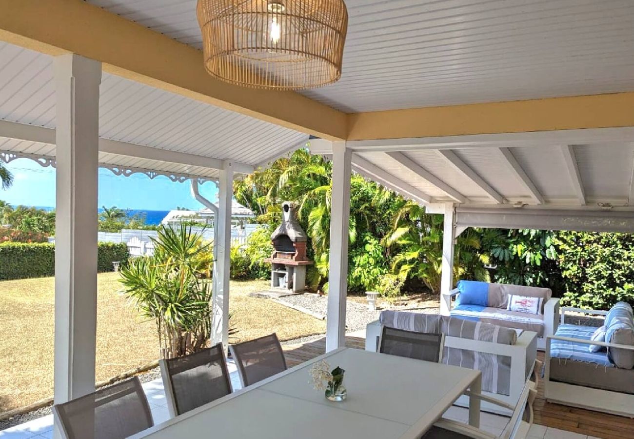 Villa in Sainte-Anne - Villa à Sainte Anne G166B 5 ch 12 pers piscine vue