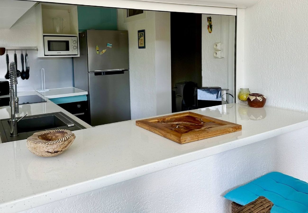 Villa in Saint-François - Villa ref G019 Saint François 1 ch piscine 4 pers