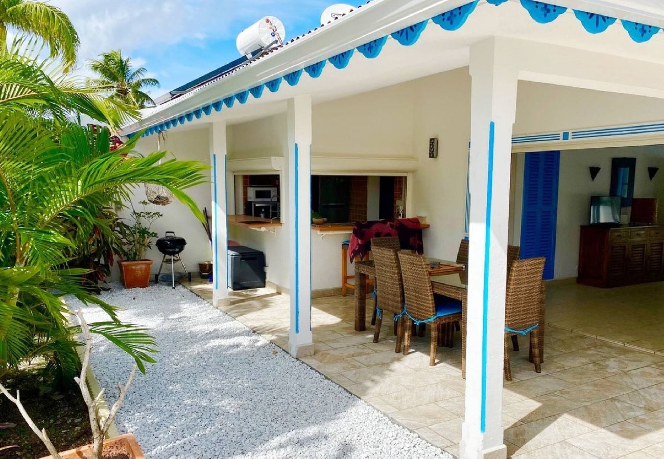 Villa in Saint-François - Villa ref G019 Saint François 1 ch piscine 4 pers