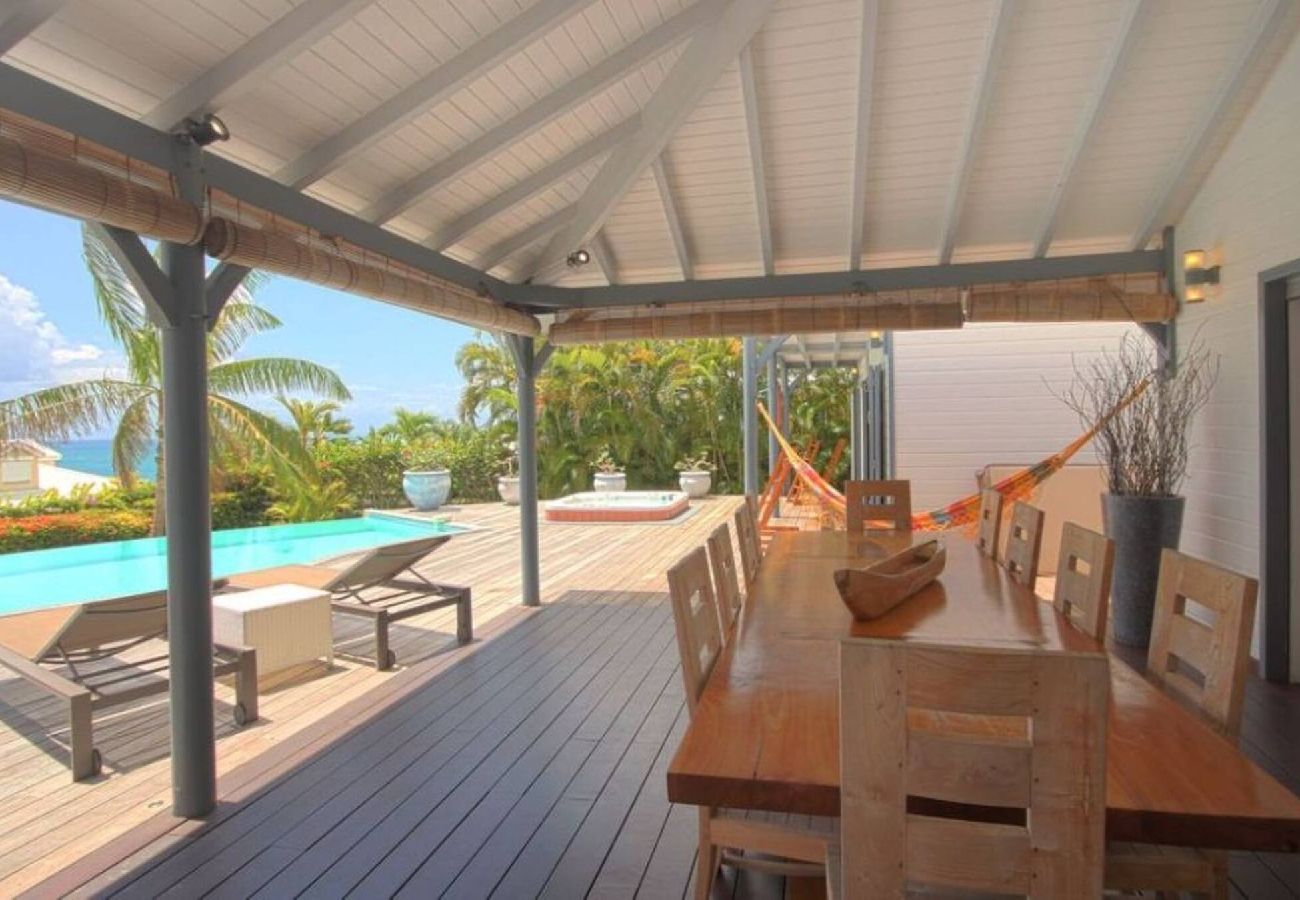 Villa in Sainte-Anne - Villa à Sainte Anne Ref G188 4 ch piscine vue mer