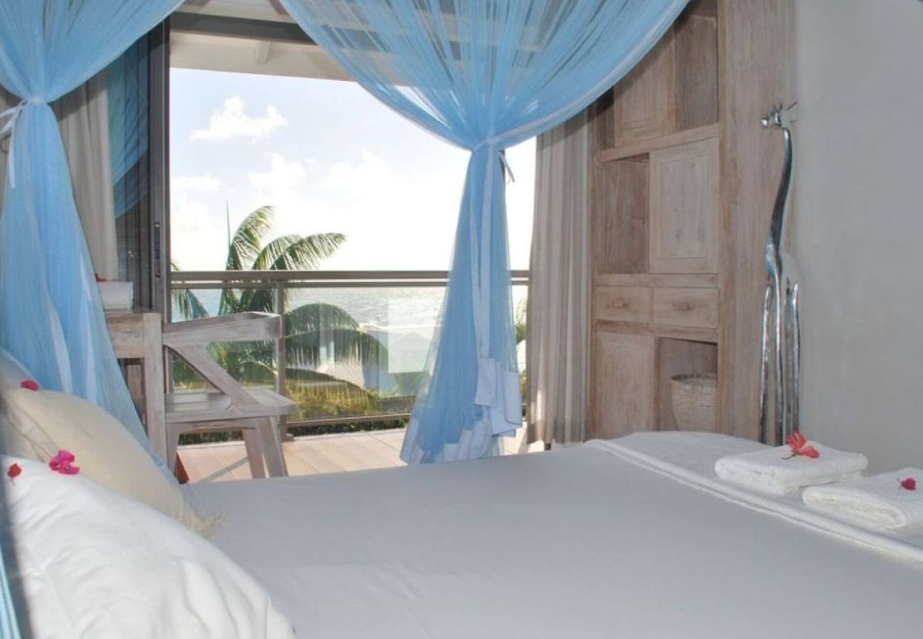 Villa in Sainte-Anne - Villa à Sainte Anne Ref G188 4 ch piscine vue mer