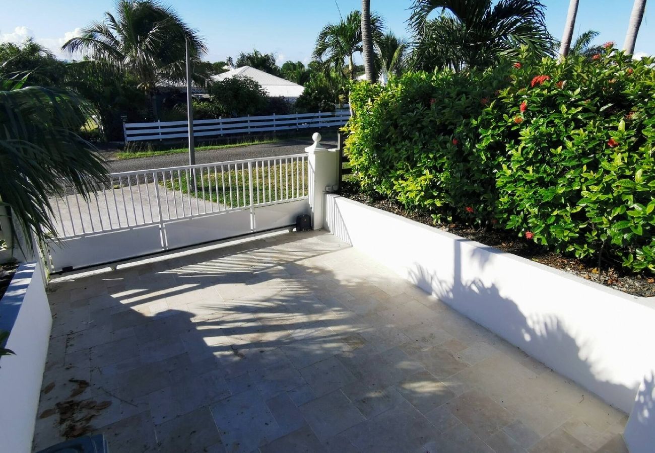 Villa in Saint-François - Villa à Saint François G136 - 3 ch piscine 8 pers
