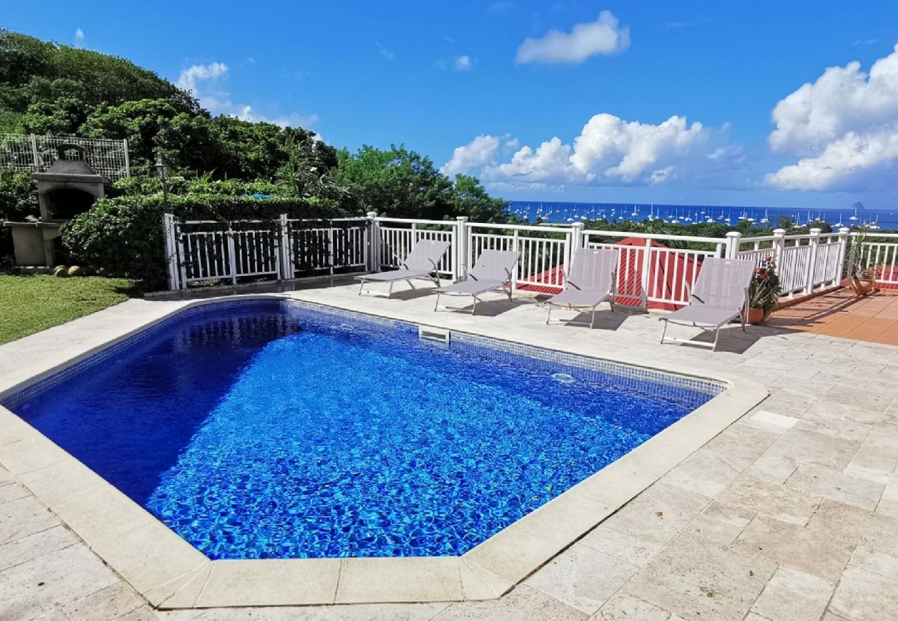 Villa in Sainte-Anne - Villa à Sainte Anne Ref M096 2 chambres piscine