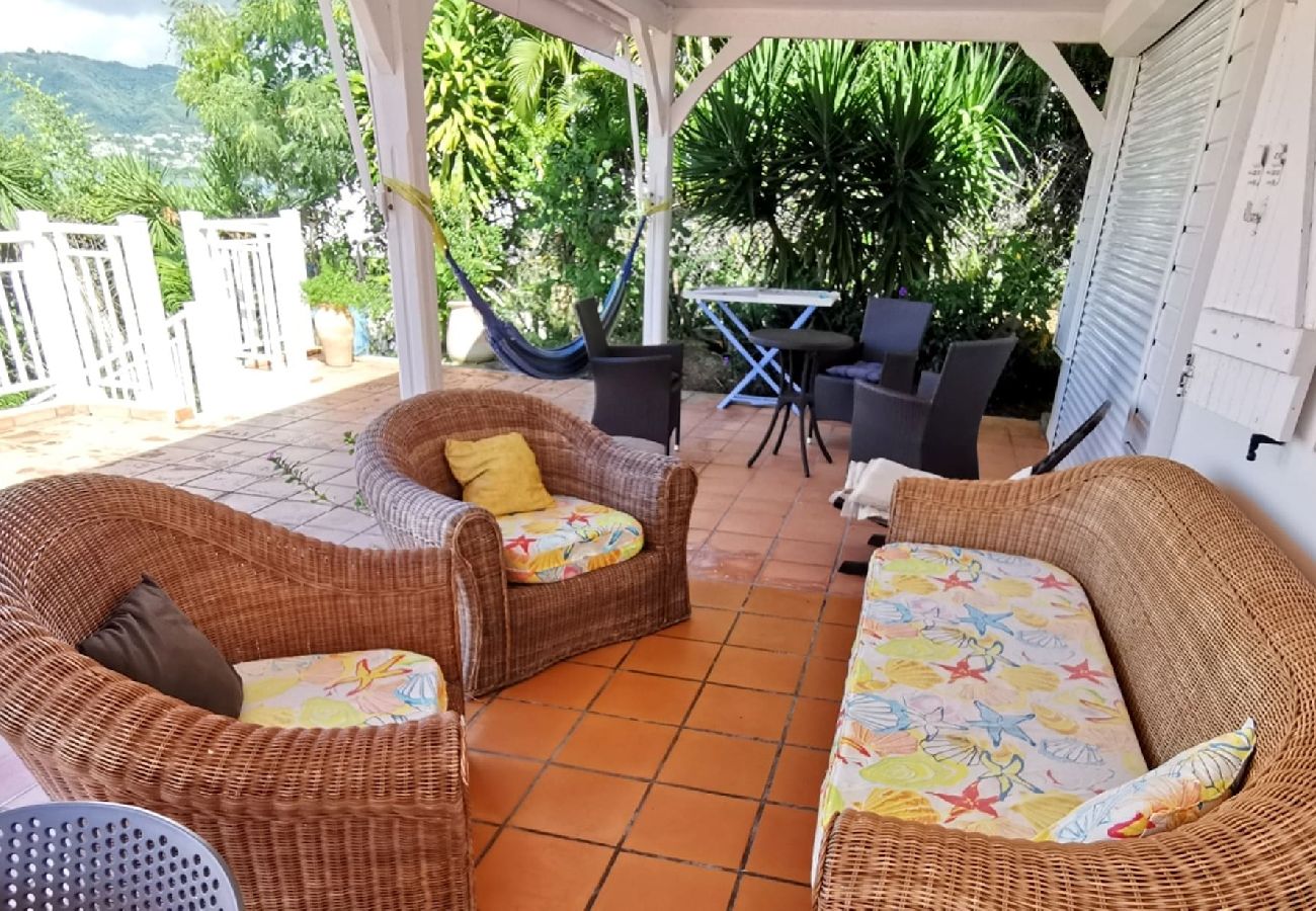 Villa in Sainte-Anne - Villa à Sainte Anne Ref M096 2 chambres piscine