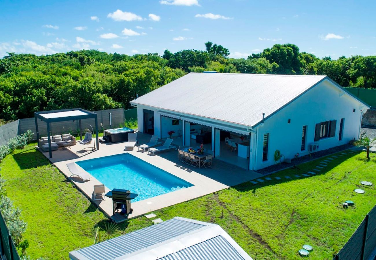 Villa in Saint-François - Villa à St François G163B - 4 chambres piscine