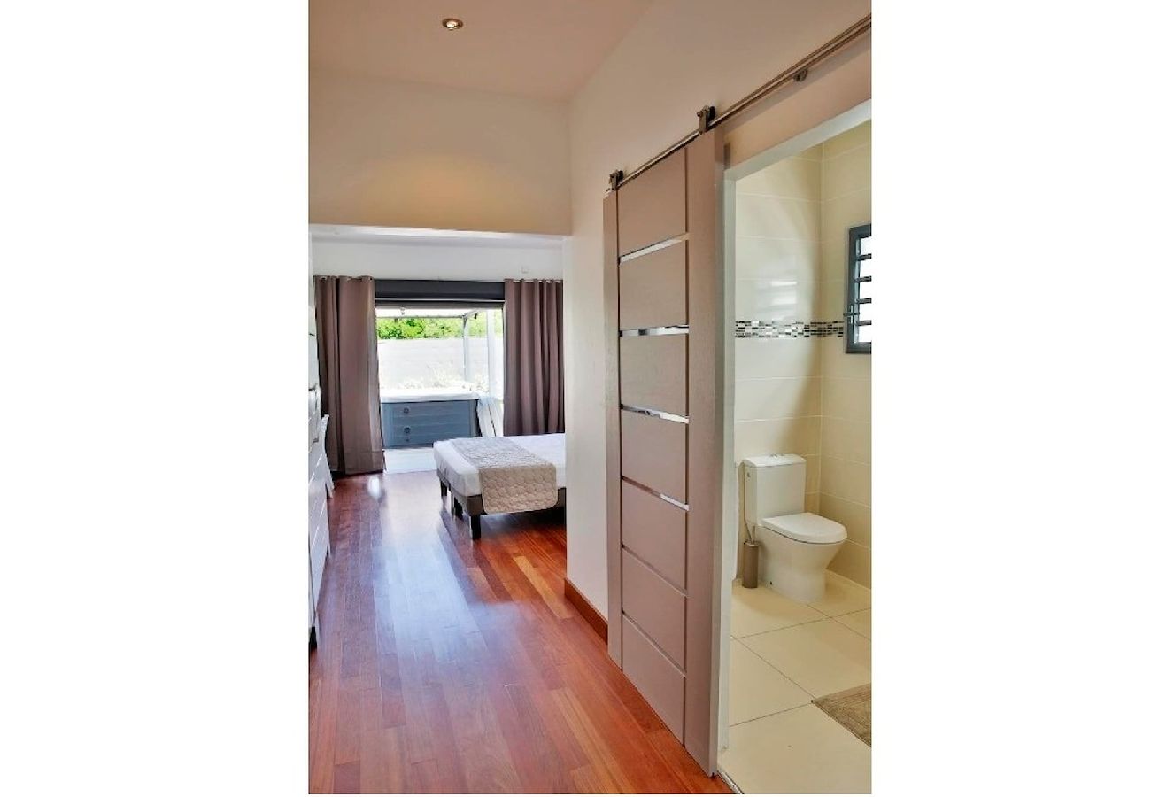 Villa in Saint-François - Villa à St François G163B - 4 chambres piscine