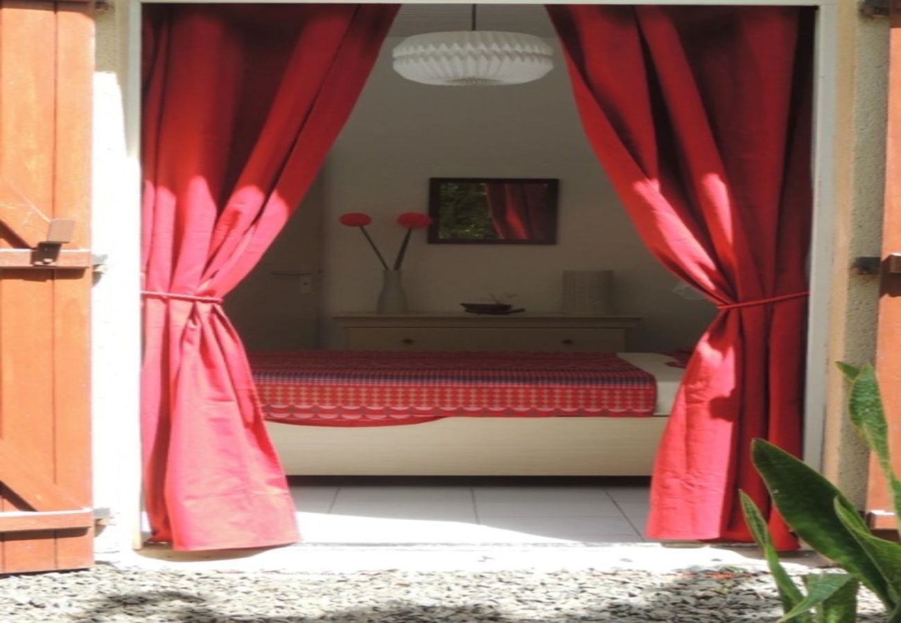 Villa in Sainte-Anne - Villa à Sainte Anne en Martinique - Ref : M036