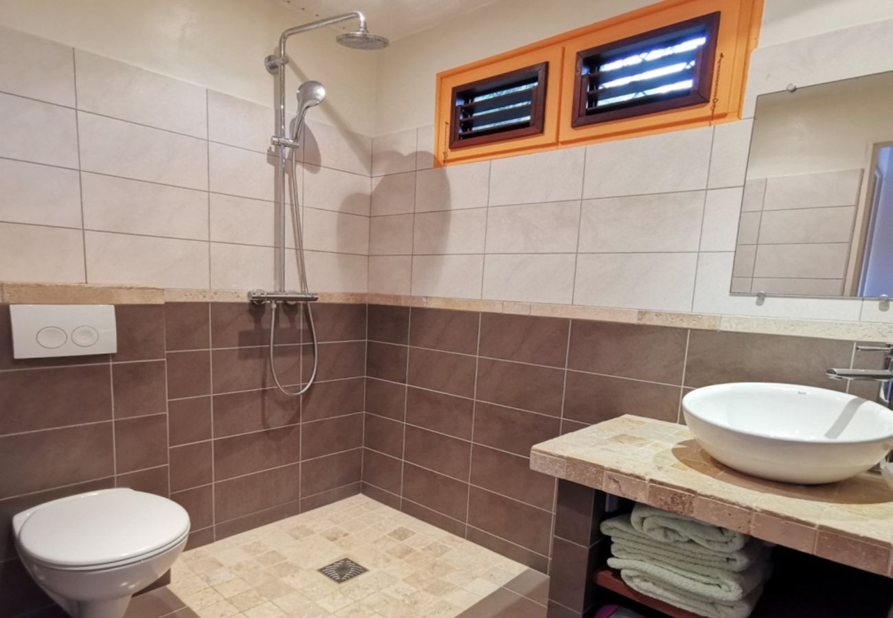 Villa in Sainte-Anne - Villa à Sainte Anne en Martinique - Ref : M043