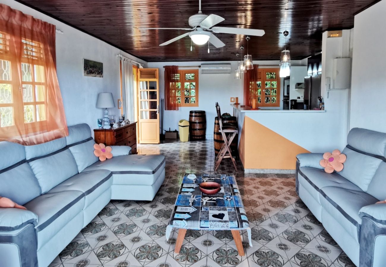 Villa in Sainte-Anne - Villa à Sainte Anne en Martinique - Ref : M043